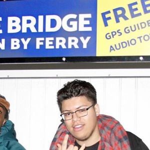 Meet your Posher, Deryan